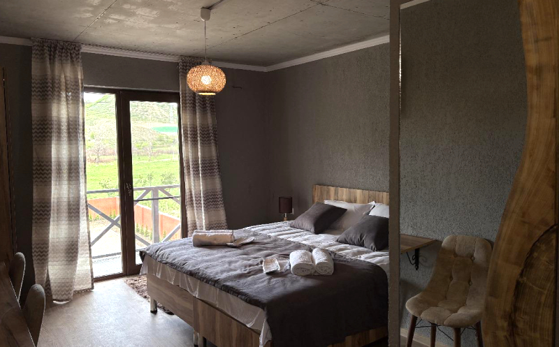 გაატარე დაუვიწყარი დრო სასტუმრო იორაში image 7