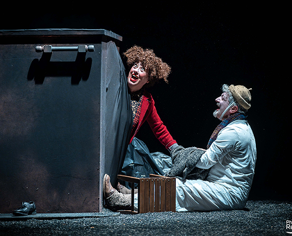 Children's Unique Journey Behind the Scenes of the Theater