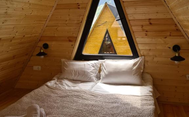 Create unforgettable memories at Hotel Baza Kazbegi. 1