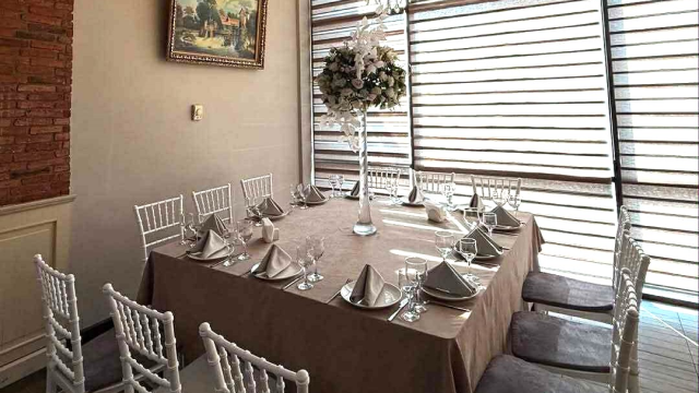 Savor dishes prepared for 25 guests and spend a special time at Sabatoni Restaurant 6