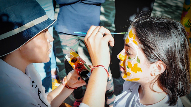 მხიარული თამაშები, ფოტოები, სიურპრიზები - გმირი დღესასწაულს ნამდვილ ზღაპრად აქცევს image 12