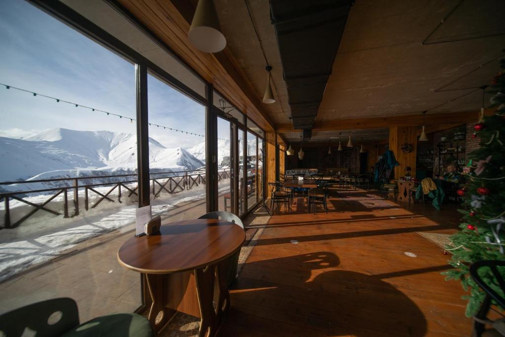 შექმენი დაუვიწყარი მოგონებები სასტუმრო პაპა ბასილ გუდაურში image 14