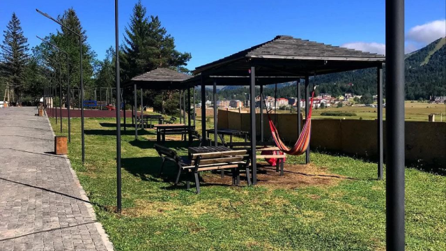 ისარგებლე ფასდაკლებით სამ ოთახიან აპარტამენტში განთავსებაზე პანორამა მგზავრებში. image 7