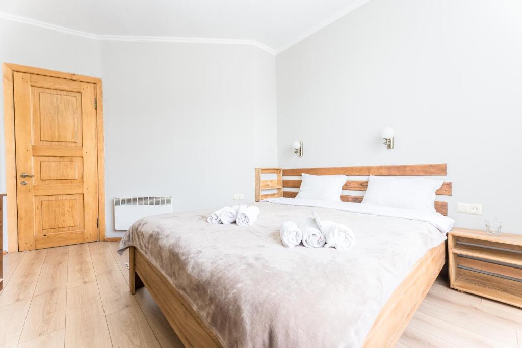 გაატარე დასვენების დღეები საყვარელ ადამიანებთან ერთად სასტუმრო ძველ სეტში image 3