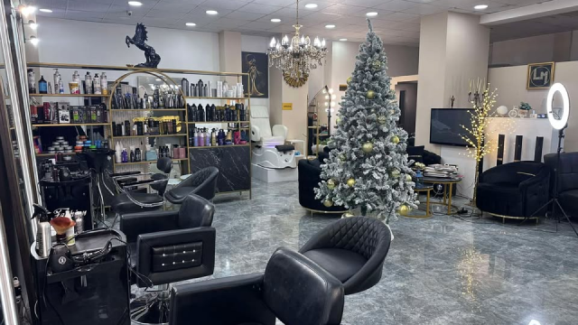 Take advantage of the discount on classic eyelash extensions at Beauty Workshop LM. image 5