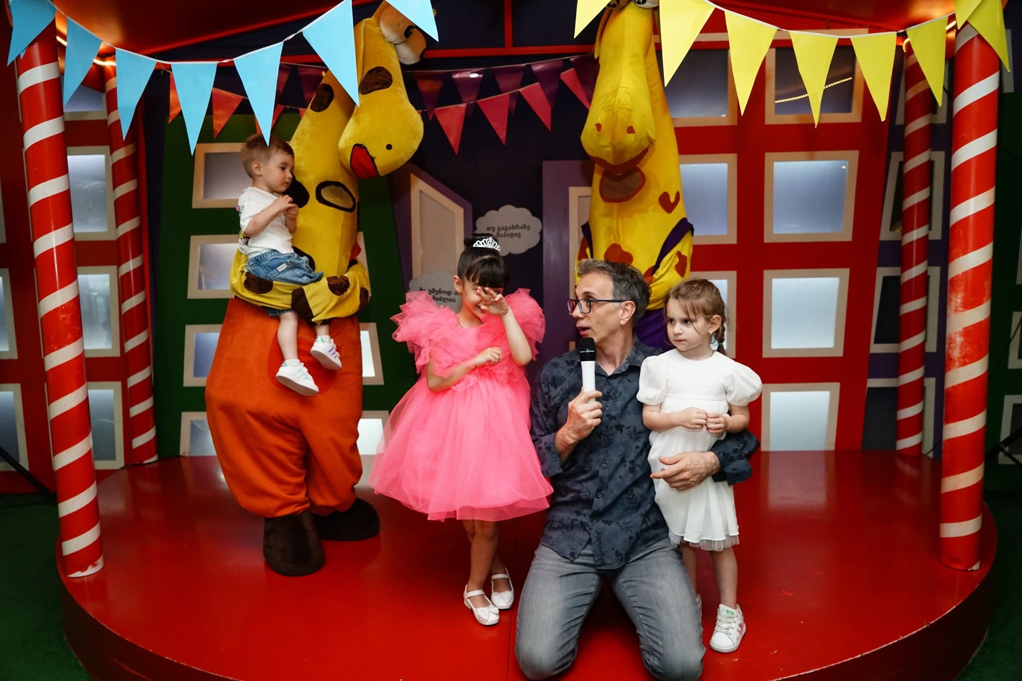 აქციეთ თქვენი შვილების ოცნება რეალობად. მოუწყვეთ დაუვიწყარი შეხვედრა ბასტი-ბუბუს გმირებთან. image 23