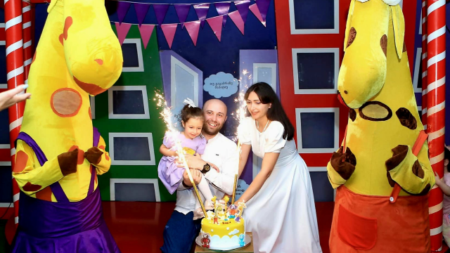 აქციეთ თქვენი შვილების ოცნება რეალობად. მოუწყვეთ დაუვიწყარი შეხვედრა ბასტი-ბუბუს გმირებთან. image 30