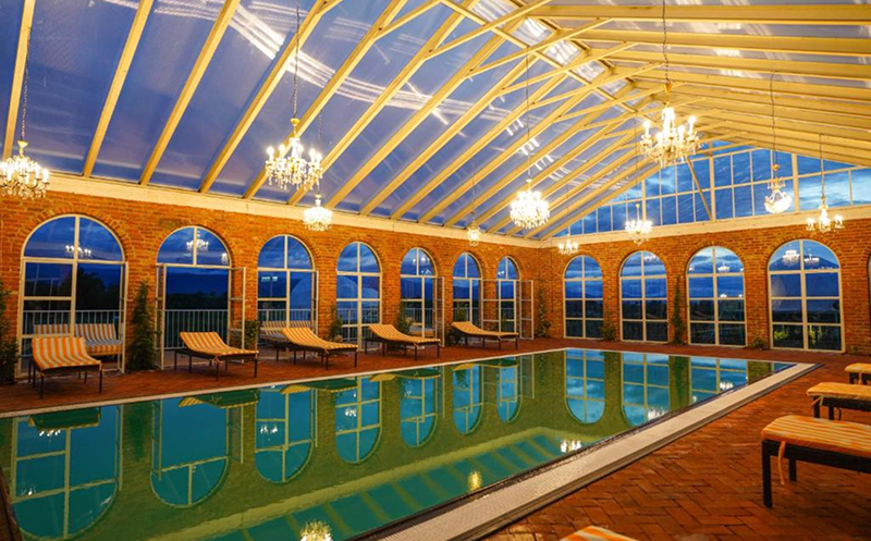 დაისვენე და განიტვირთე შატო ვარციხეში 1