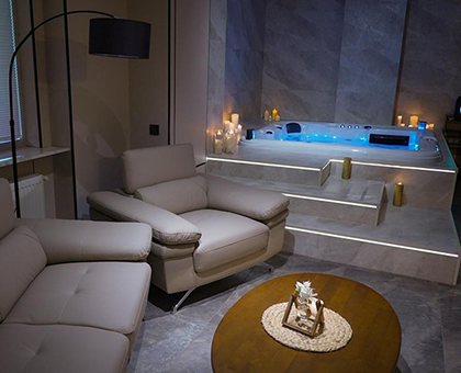 აუზი და საუნა, სველი ორქთლის ან მშრალი ფინური - 8 ან 12 ვიზიტი დახურულ აუზზე