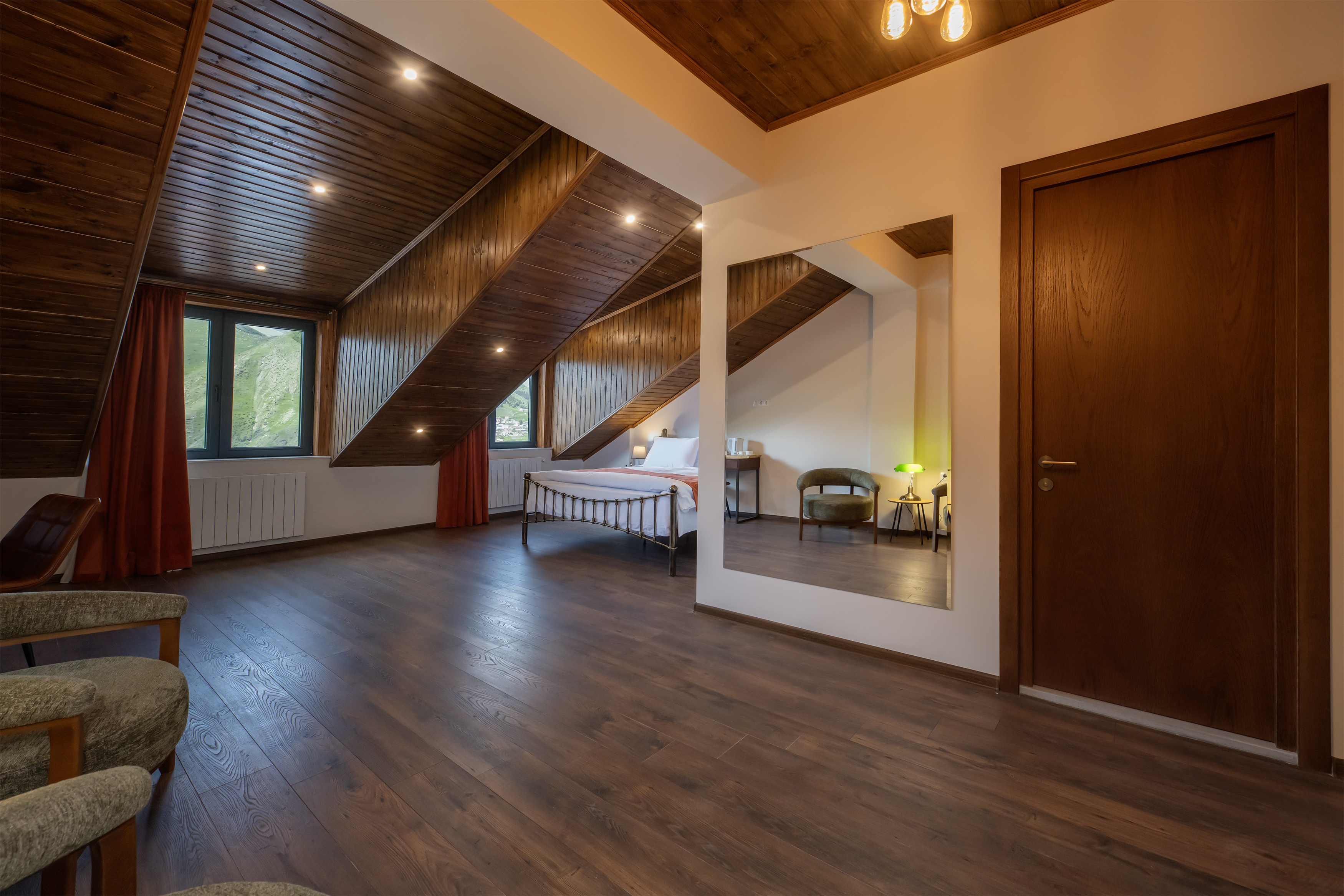 შექმენი დაუვიწყარი მოგონებები სასტუმრო რეზიდენს ყაზბეგში. image 13