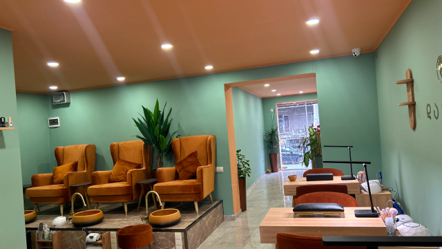 Take advantage of discounts on haircuts and styling at Daphne Beauty Studio. image 0