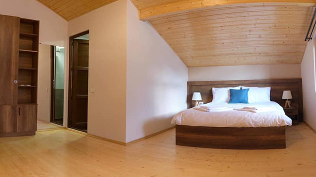 ისარგებლე ფასდაკლებით ნომერში 2 სტუმრის განთავსებაზე, ყუროს მთის ხედით აქსიენი | Axien -ში. image 8