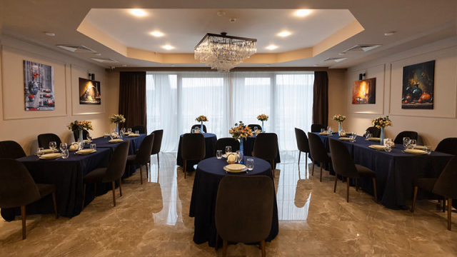 ისარგებლე ფასდაკლებით და მიიღეთ მენიუ  4 სტუმარზე რესტორანი გრანდ როიალი | Restaurant Grand Royal -ში. image 0