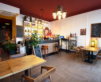 8-10 სტუმარზე ტრადიციული კერძები და სასმელი