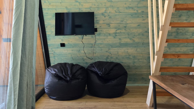 ისარგებლე ფასდაკლებით კოტეჯში 2 ან 2+2 სტუმრის განთავსებაზე ტყის კაცის რანჩო | Forest Man Ranch -ში. image 17