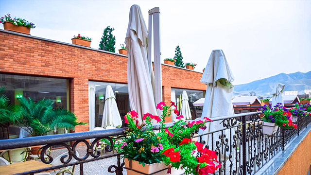 7 ლარად! შეიძინეთ  Swooper Code-ი და მიიღეთ 38%-იანი ფასდაკლება რესტორანში მადაგონი / RESTAURANT MADAGONI (რუსთავი, შარტავას ქუჩა)! image 1