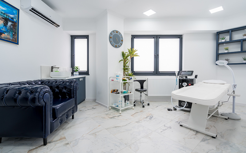 Take advantage of full body diode hair removal from the Neo-Neo aesthetic clinic 1