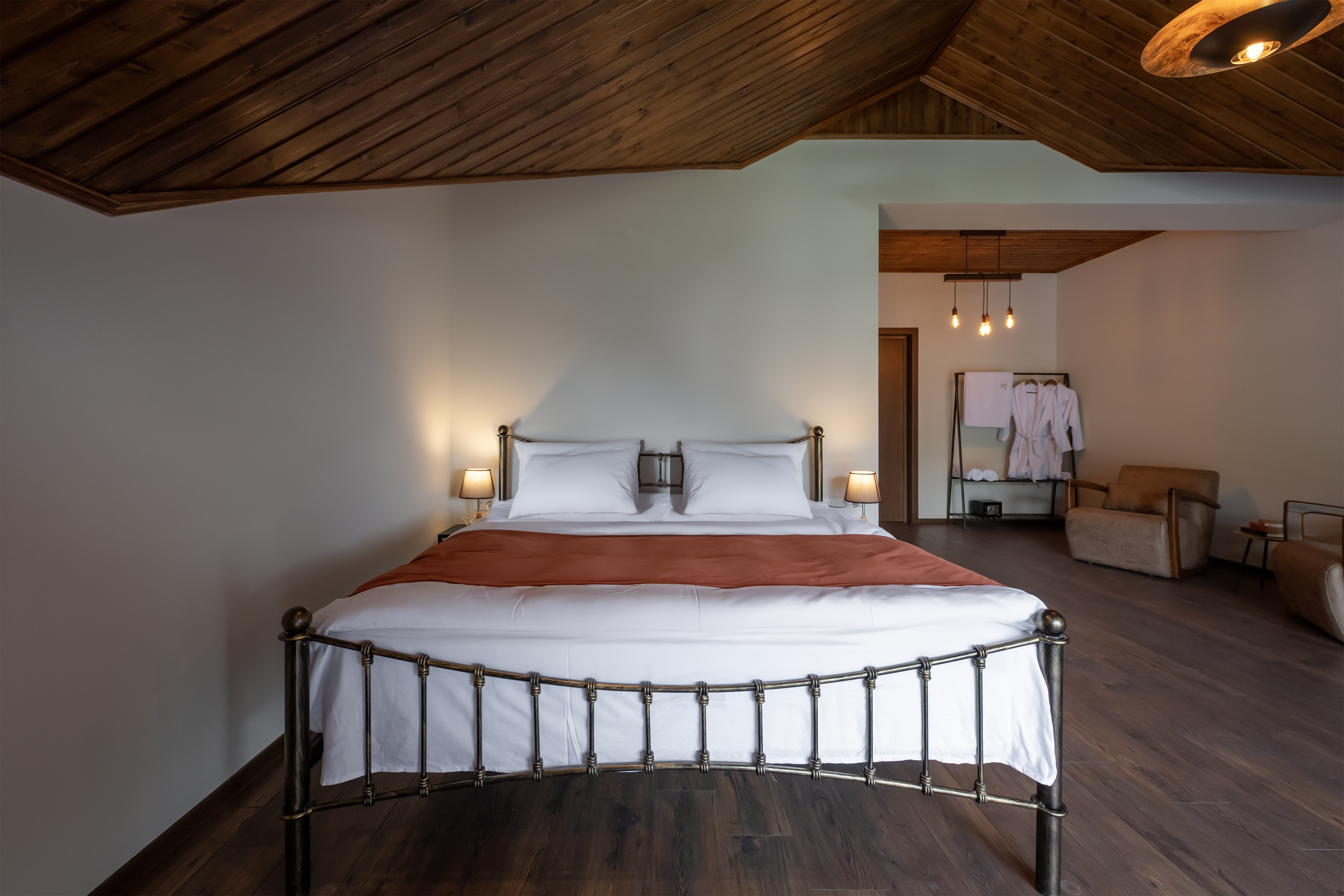 შექმენი დაუვიწყარი მოგონებები სასტუმრო რეზიდენს ყაზბეგში. image 16