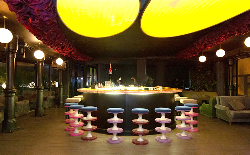 შექმენი დაუვიწყარი მოგონებები მეგობრებთან ერთად იუნიქ ტერასა & ლაუნჯში. image 5