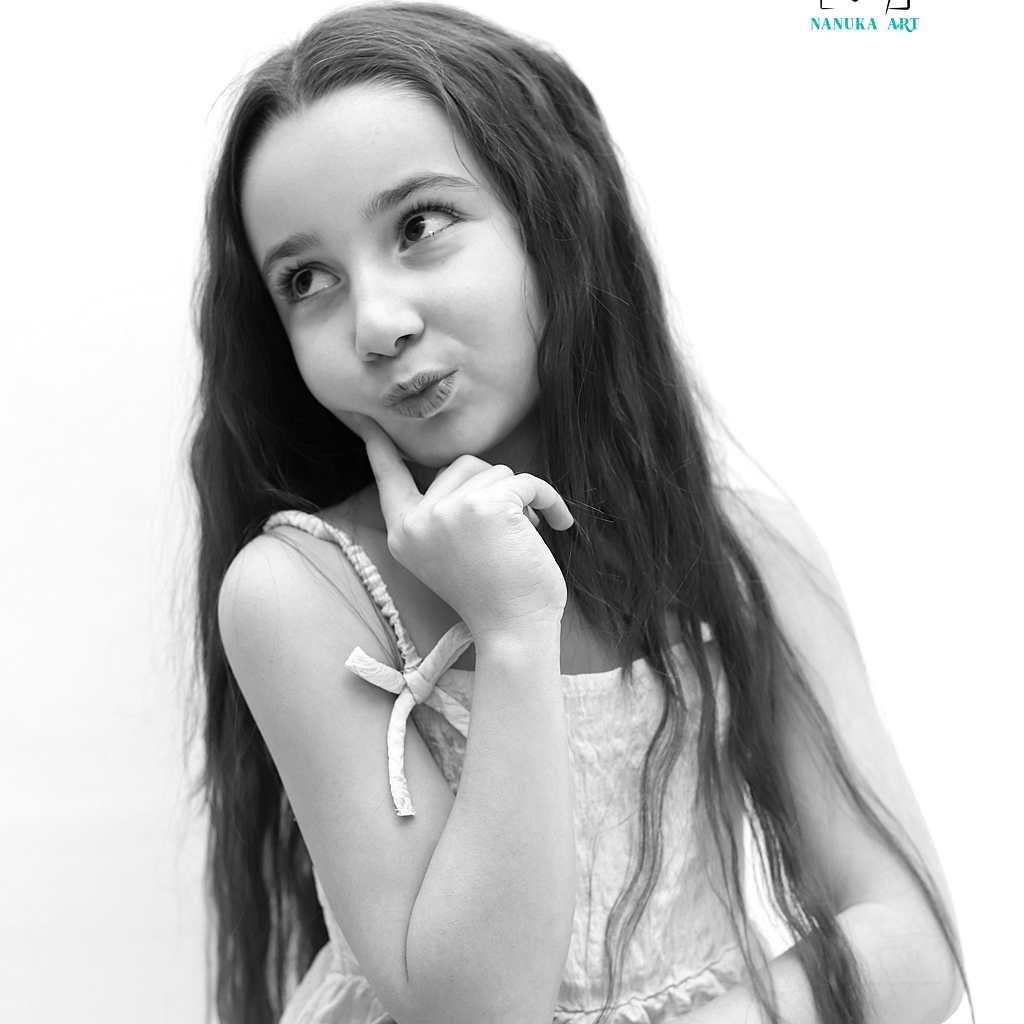 დაჯავშნე სტუდიური ფოტოგადაღება და მიიღე ხარისხიანი ფოტოები ნანუკა არტ სტუდიოსგან image 7