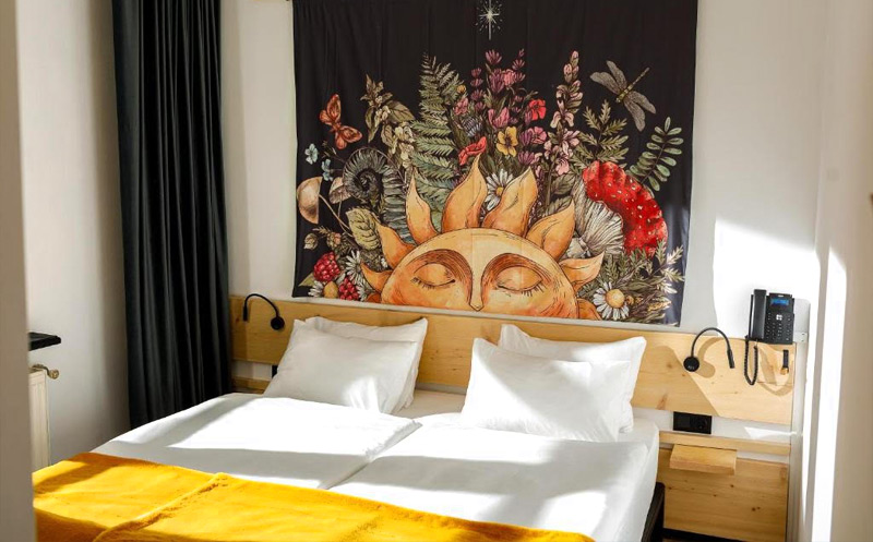 ისარგებლე ფასდაკლებით ნომერში 2 ან 4 სტუმრის განთავსებაზე ჰაიდ აუთ ბაკურიანი | HydeOut Bakuriani -ში. image 3