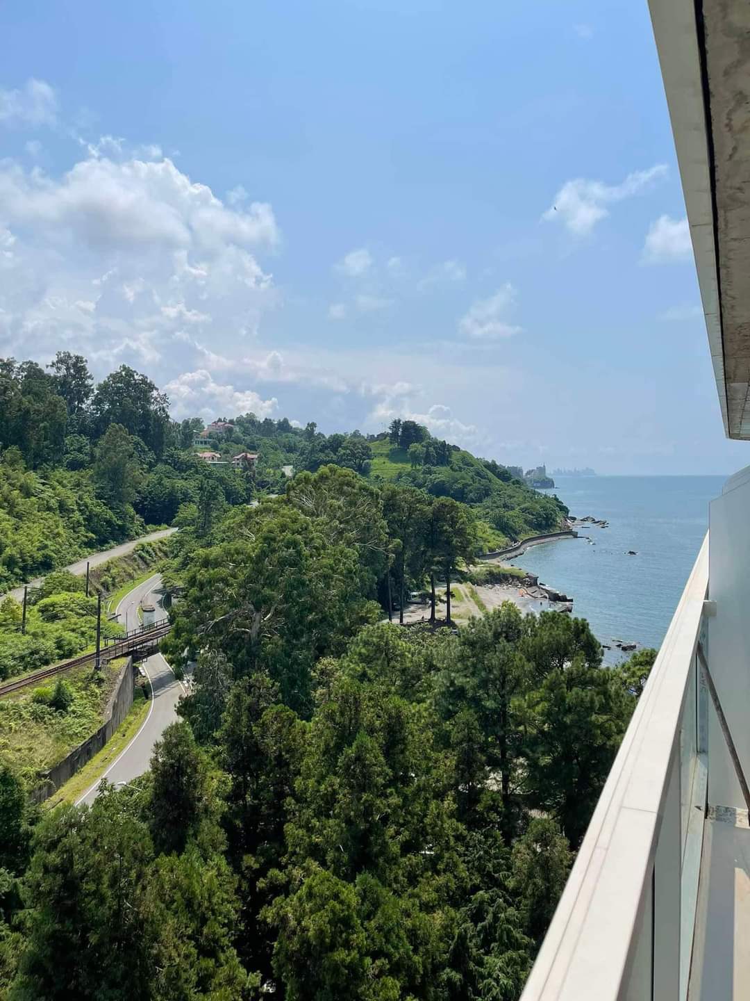 Take advantage of a discount on an apartment for 2+1 guests at Bamboo Beach Tsikhisdziri.  image 15