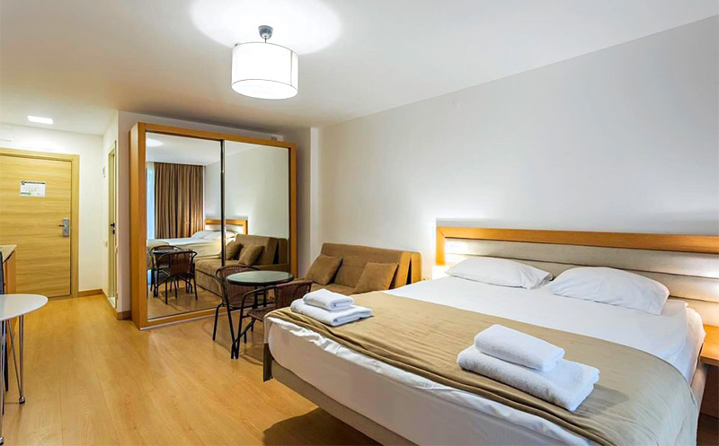 შექმენი დაუვიწყარი მოგონებები სასტუმრო ორბი პალას ბაკურიანში 12