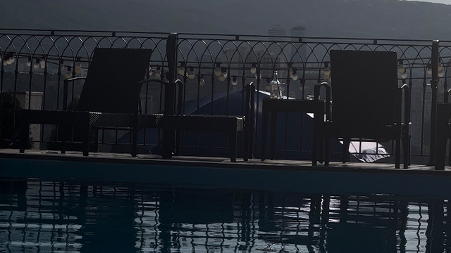 ისარგებლეთ ფასდაკლებით ღია აუზზე 5 ადამიანის ვიზიტისას ცივი ყავის მენიუსთან ერთად სეზონისგან / Season.  image 7