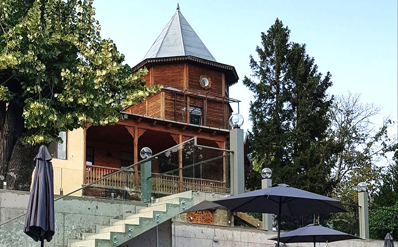 Enjoy sunny days at the Residence's outdoor swimming pool. 5