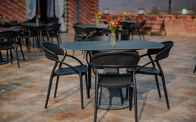 გაატარე დაუვიწყარი დრო ბურკის ციხე-მარანში. 0