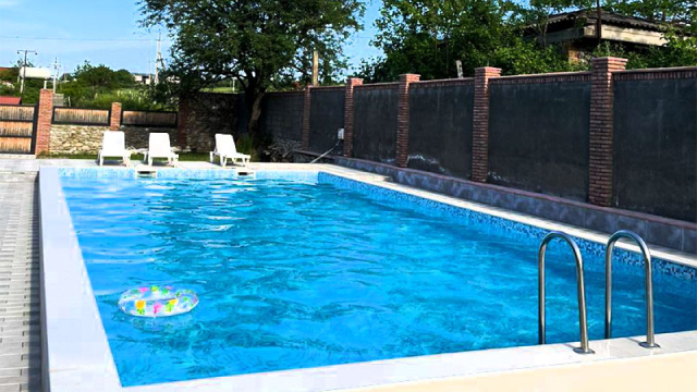 Take advantage of the discount on accommodation for 14+1 guests at Chateau Orberi cottage. image 14