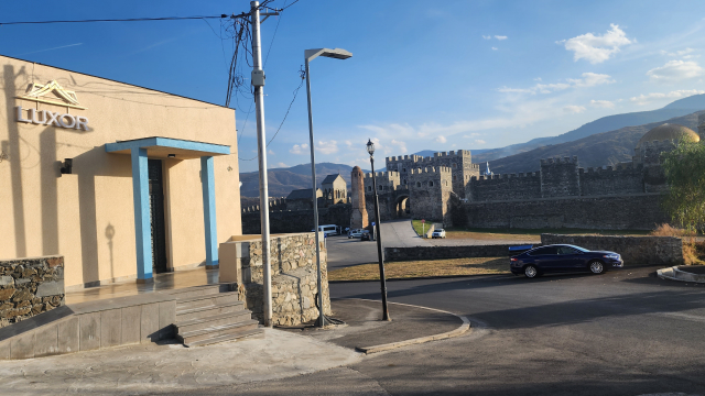 ისარგებლე ფასდაკლებით სასტუმროს პრემიუმ ნომერში 2 ადამიანის განთავსებაზე ახალციხეში ლუქსორი | Luxor -სგან. image 14