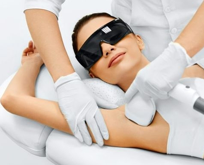 მთლიანი სხეულის დიოდური ეპილაცია ორიგინალი Soprano Ice Platinum-ის აპარატით