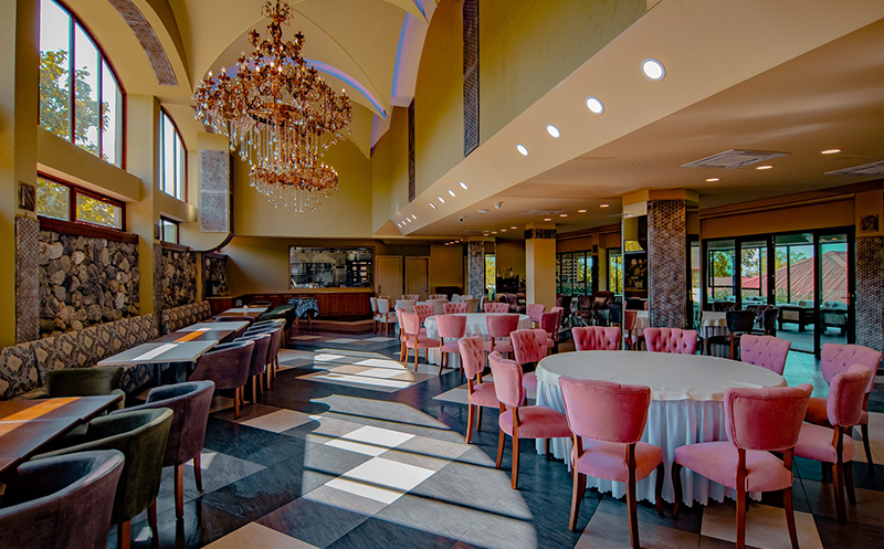 გაატარე დაუვიწყარი დრო სასტუმრო სასტუმრო სავანეთში image 0