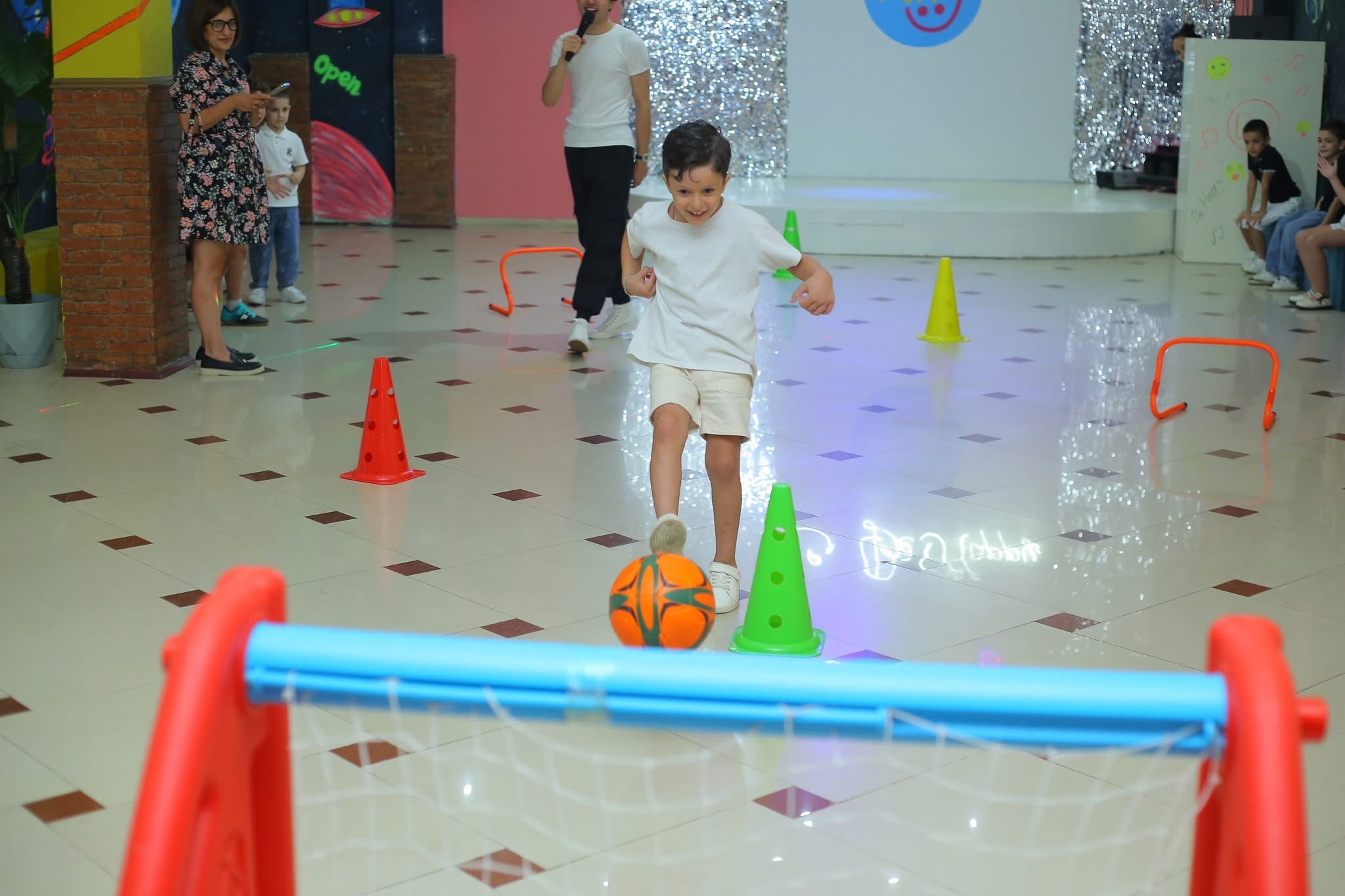 ისარგებლე ფასდაკლებით დაბადების დღის პროგრამაზე 10+1 ბავშვზე გასართობ ცენტრ ბი ჰეფი | Be Happy -ში. image 11