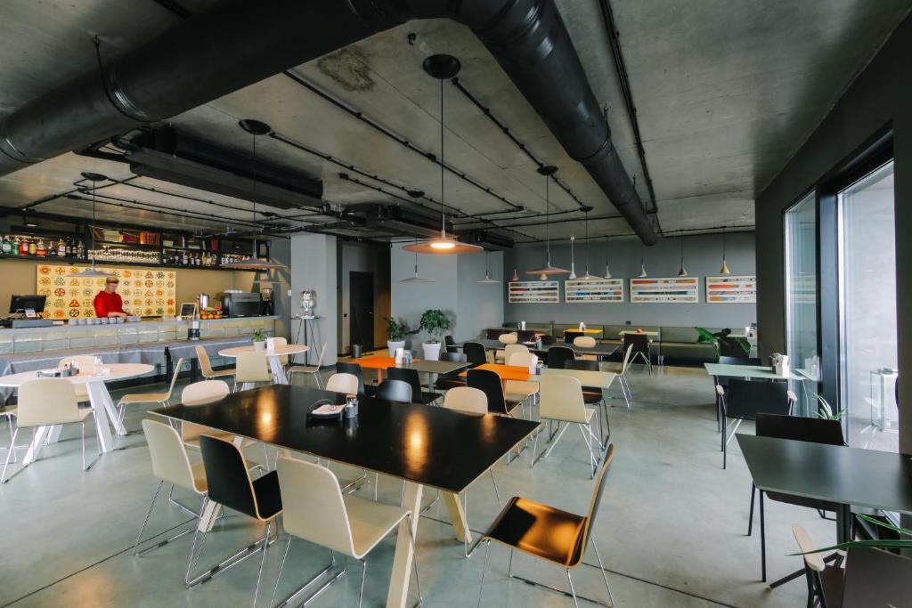 გაატარე დაუვიწყარი დრო სასტუმრო კვადრუმ სკი და იოგა რეზორტში image 14