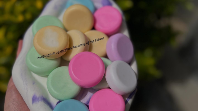 შექმენი შენი საკუთარი ხელოვნების ნიმუში მომავლის აკადემიაში image 17