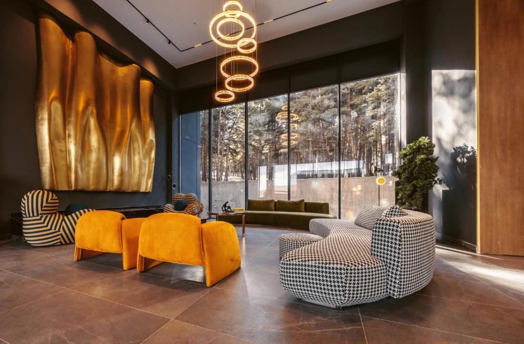 დაისვენე, ისიამოვნე და გაატარე ახალი წელი მეგობრებთან ერთად მშვიდ გარემოში. გახადე ეს დღე დასამახსოვრებელი. image 3