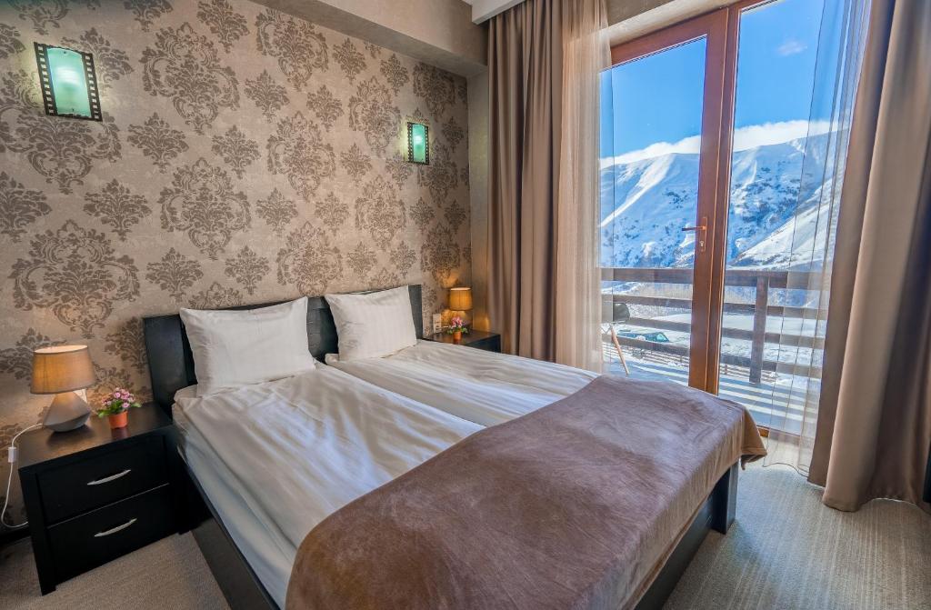 Enjoy an unforgettable time at Hotel GoodAura image 7