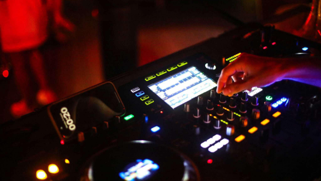 ისარგებლე ფასდაკლებით 5-6 სტუმარზე - იუნიქისგან • UNIQUE TERRACE & LOUNGE. image 16