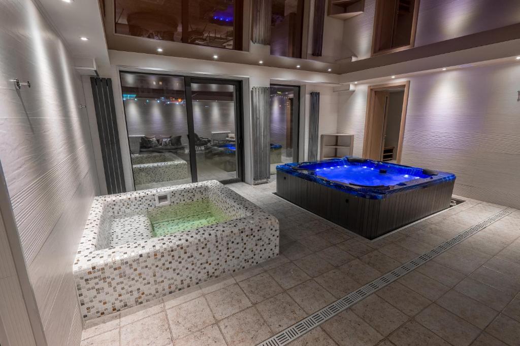 Enjoy an unforgettable time at Hotel GoodAura image 18