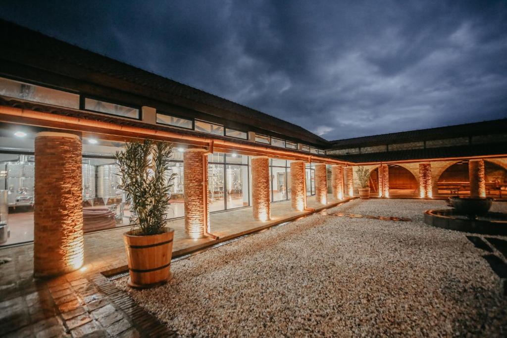 შექმენი დაუვიწყარი მოგონებები შატო და მეღვინეობა მოსმიერში image 16