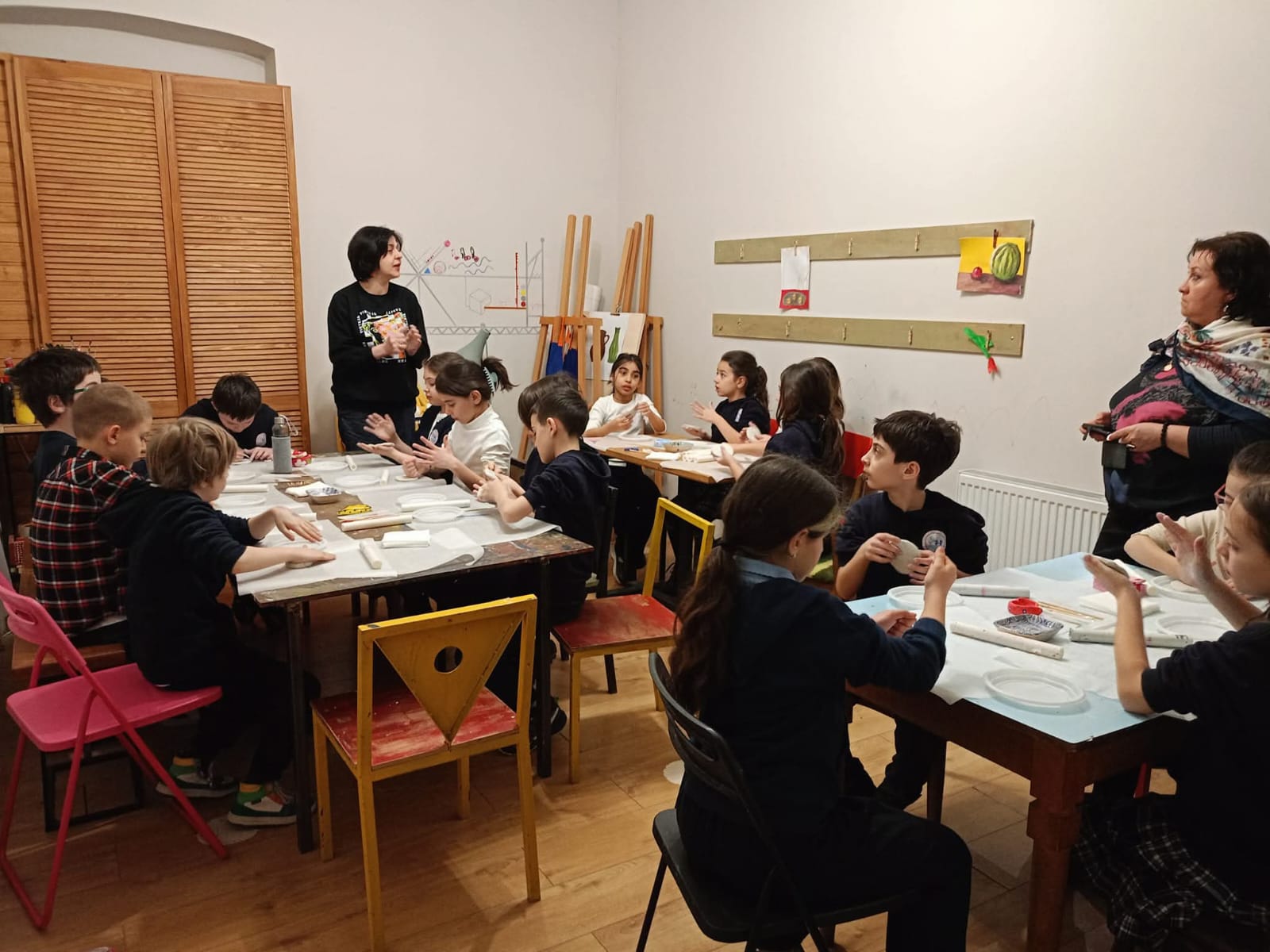 თიხის საახალწლო დეკორაციების ვორქშოფი image 3