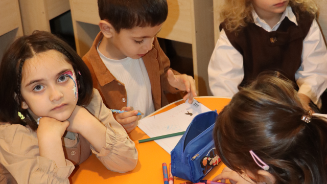 აღმოაჩინე სკოლამდელი გარემო, სადაც ბავშვები ბუნებრივად სწავლობენ, იზრდებიან და იძენენ ახალ უნარებს image 7