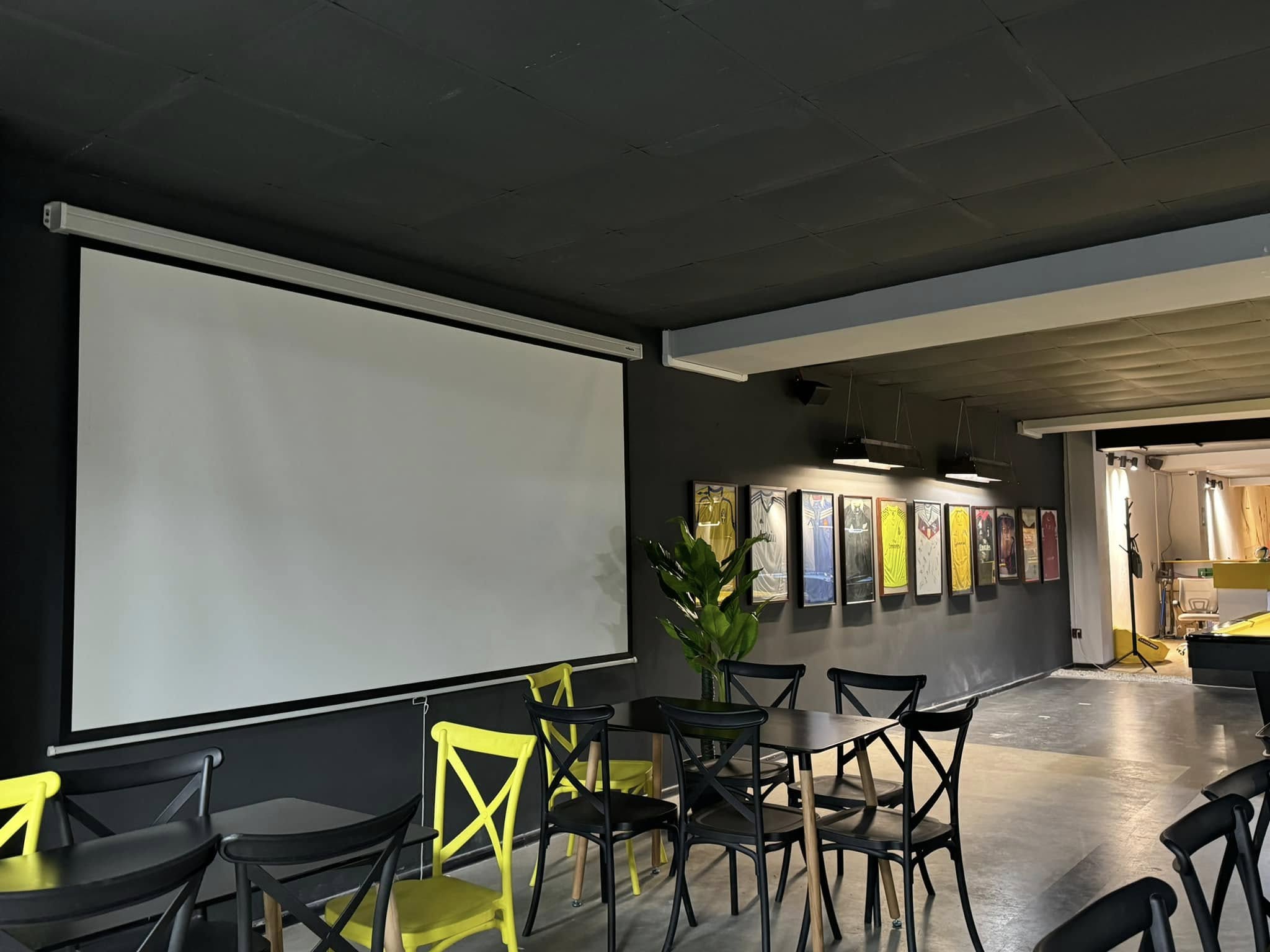 გააზიარე ყველაზე ხმაურიანი მომენტები მეგობრების გარემოცვაში image 7