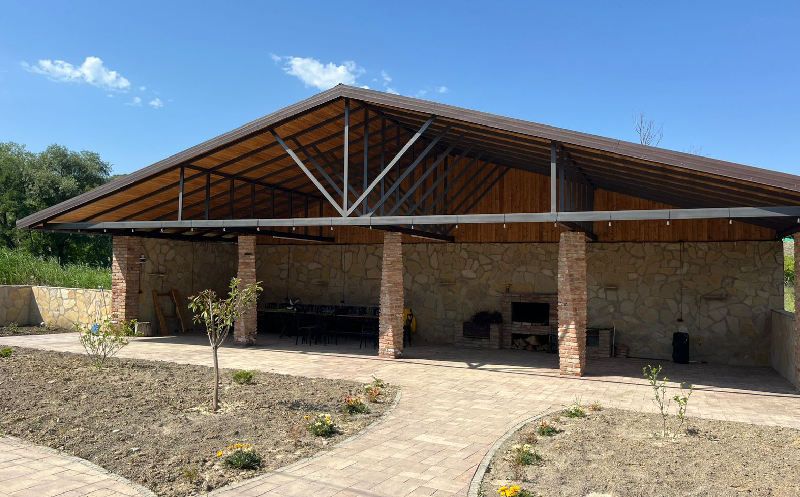 გაატარე დაუვიწყარი დრო სასტუმრო იორაში image 9