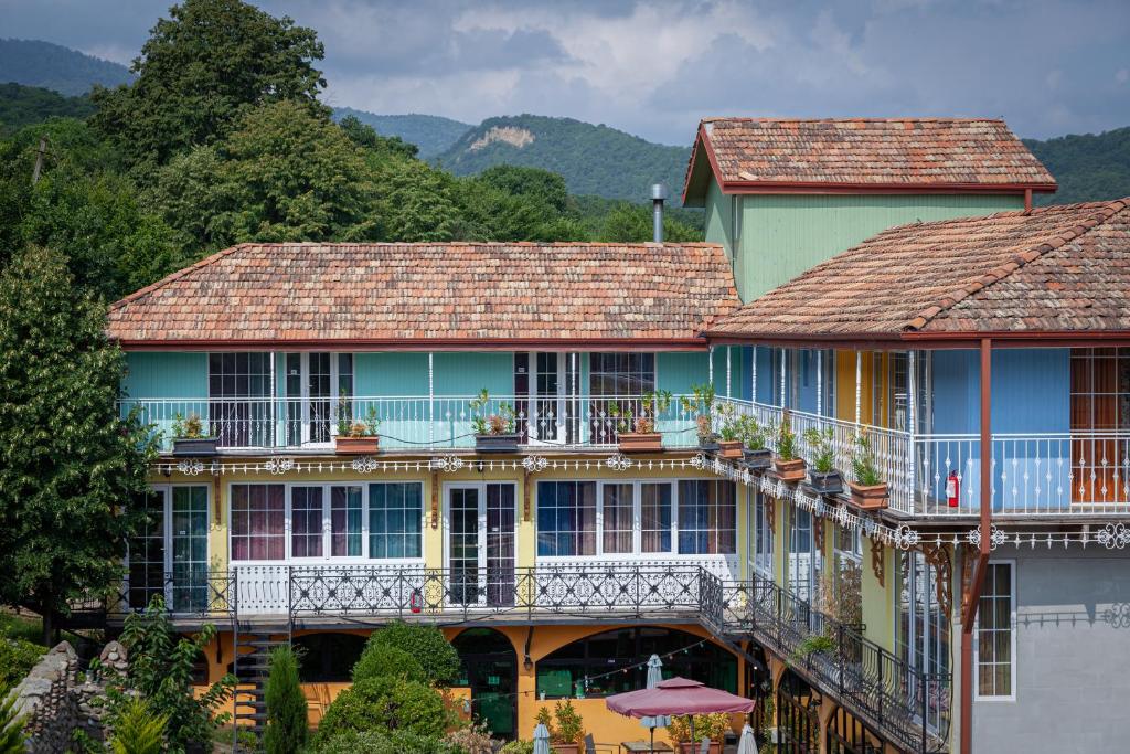 ისარგებლე ფასდაკლებით სასტუმროს ნომერში 2 სტუმრის განთავსებაზე 2, 3, 4 და 5 ღამით შატო მერეში. image 14