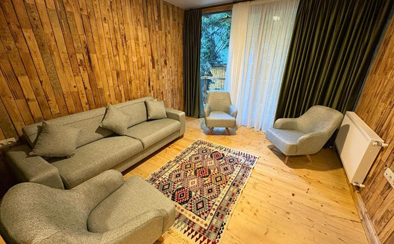 შექმენი დაუვიწყარი მოგონებები ეჩივითის კოტეჯში 0