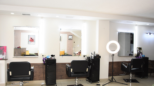 Within this offer, get a discount on ultrasonic wave massage for your desired body area at Beauty Centre Annia.  image 3