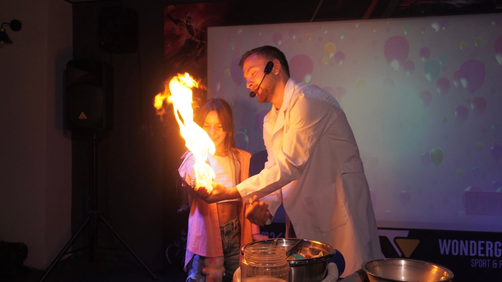 დაჯავშნე სივრცე და გაერთე მეგობრებთან ერთად image 6